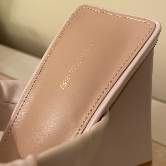 Heeled square toe mules - Picture 3 of 7